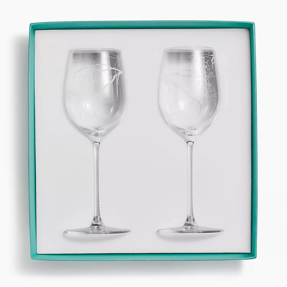 Tiffany - 2 Wisteria White Wine glasses - NEW
